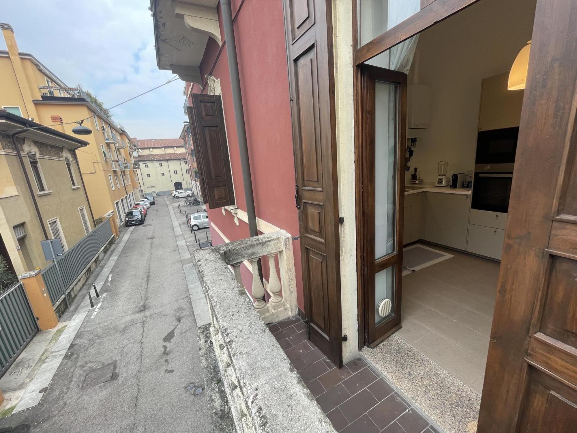 Valle 11 Verona Luaran gambar